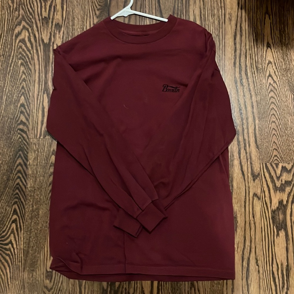 Dark Red/Maroon long sleeve Brixton t-shirt.